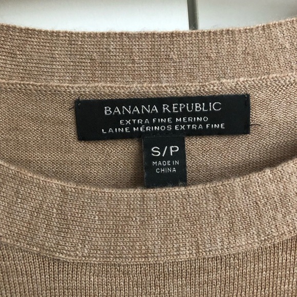 Banana Republic Crewneck Wool Sweater - Picture 4 of 5